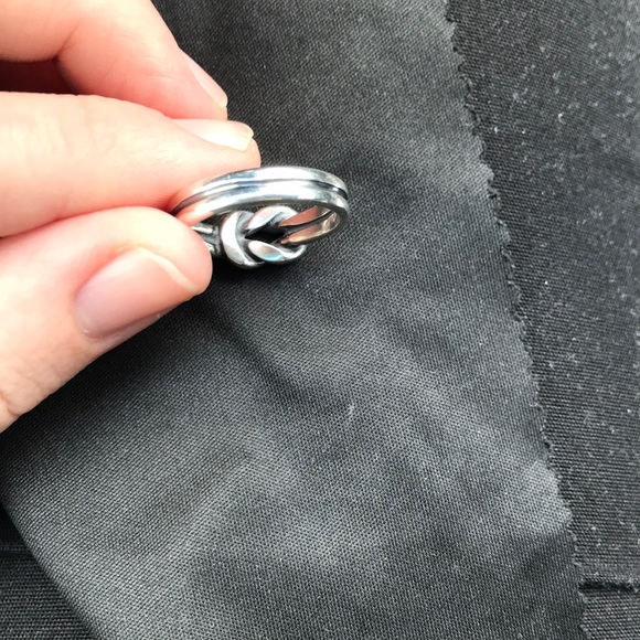 “Lover’s Knot” ring - Picture 4 of 4